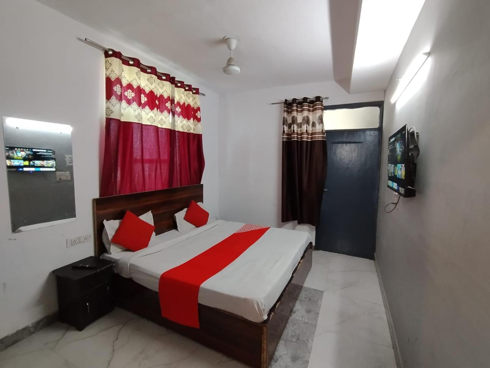 New Signature Village Nueva Delhi Exterior foto